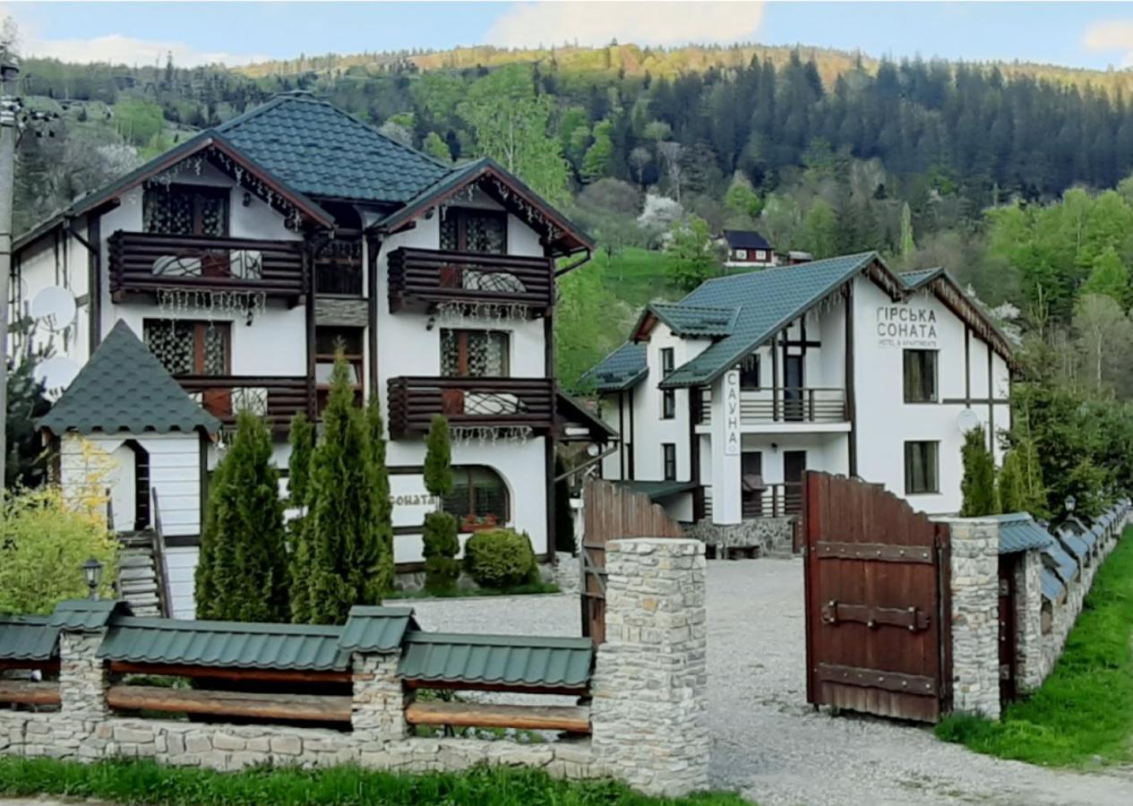 Girska Sonata Hotel & Apartments Mykulyčyn Exteriér fotografie